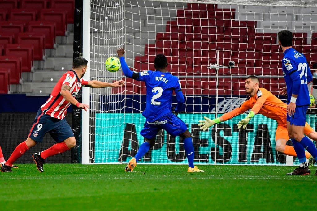 Atlético de Madrid suma victoria ante el Getafe 1-0. El uruguayo Luis Suárez fue el autor del único gol del encuentro al minuto 20 durante la Jornada 16 de LaLiga.