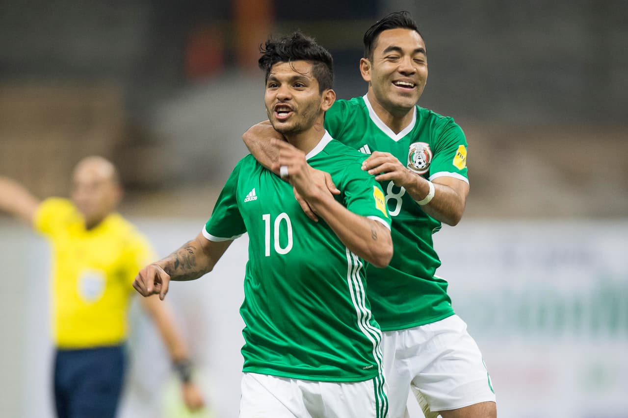 El 'Tecatito' fue titular en ambos partidos, siendo pieza fundamental para desequilibrar a la zaga canadiense, siempre participativo con sus compañeros intentando recortar a sus rivales para mandar un buen centro o un pase con ventaja para marcar la diferencia. Corona anotó el segundo gol en el estadio Azteca en un partido plenamente dominado por el 'Tri'. Dejando ver el excelente ambiente que se vive dentro de la cancha entre los jugadores.