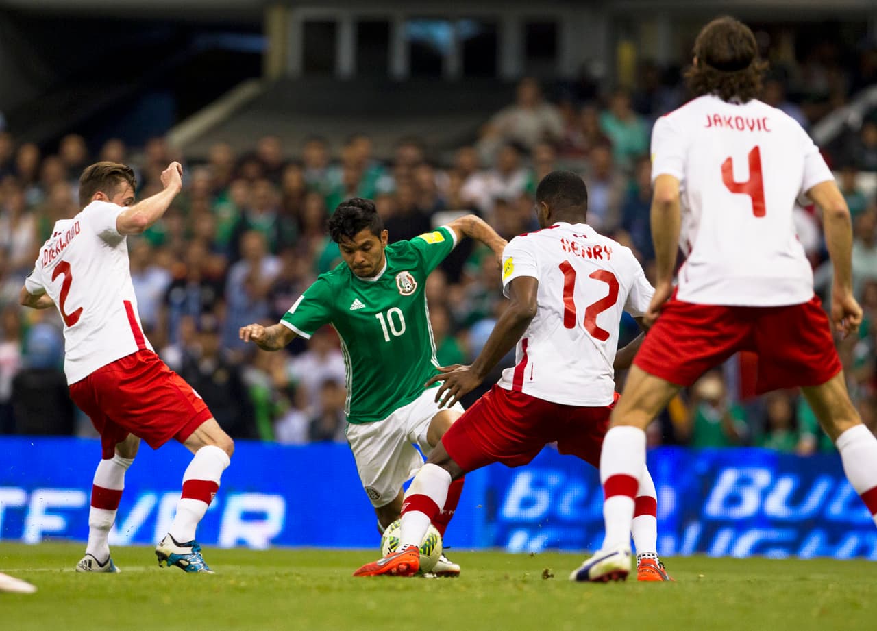 Su potencia, velocidad y control de ritmo, lograron dejar tirados a varios jugadores de la selección de la hoja de maple, aunque su gol fue una verdadera joya, ya que recibió un balón después de que Manjrekar James rechazó de cabeza un centro de Marco Fabián, para terminar pisándo el esférico con una media vuelta incluida para definir a segundo poste en la última jugada del primer tiempo.