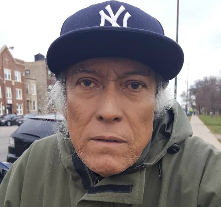 Por su parte, José Chao, jubilado de 65 años, considera que es una lástima que vaya a dejar la escena política. "Es el único que le echa la mano a uno como inmigrante. Sería bueno que lo piense bien antes de irse".