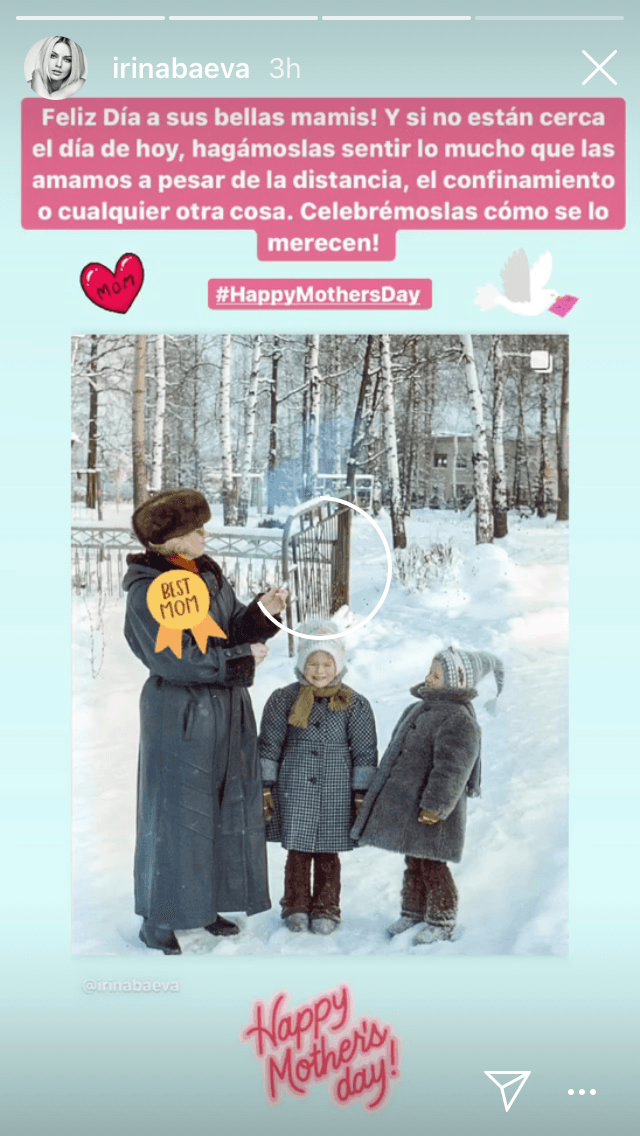 "En ese entonces las familias se juntaban para compartir debido a que teníamos escasez de productos, así que mientras una familia tenía mucha harina, otra tenía manzanas, entonces compartíamos y así nos apoyábamos los unos a los otros", narró.
<br>