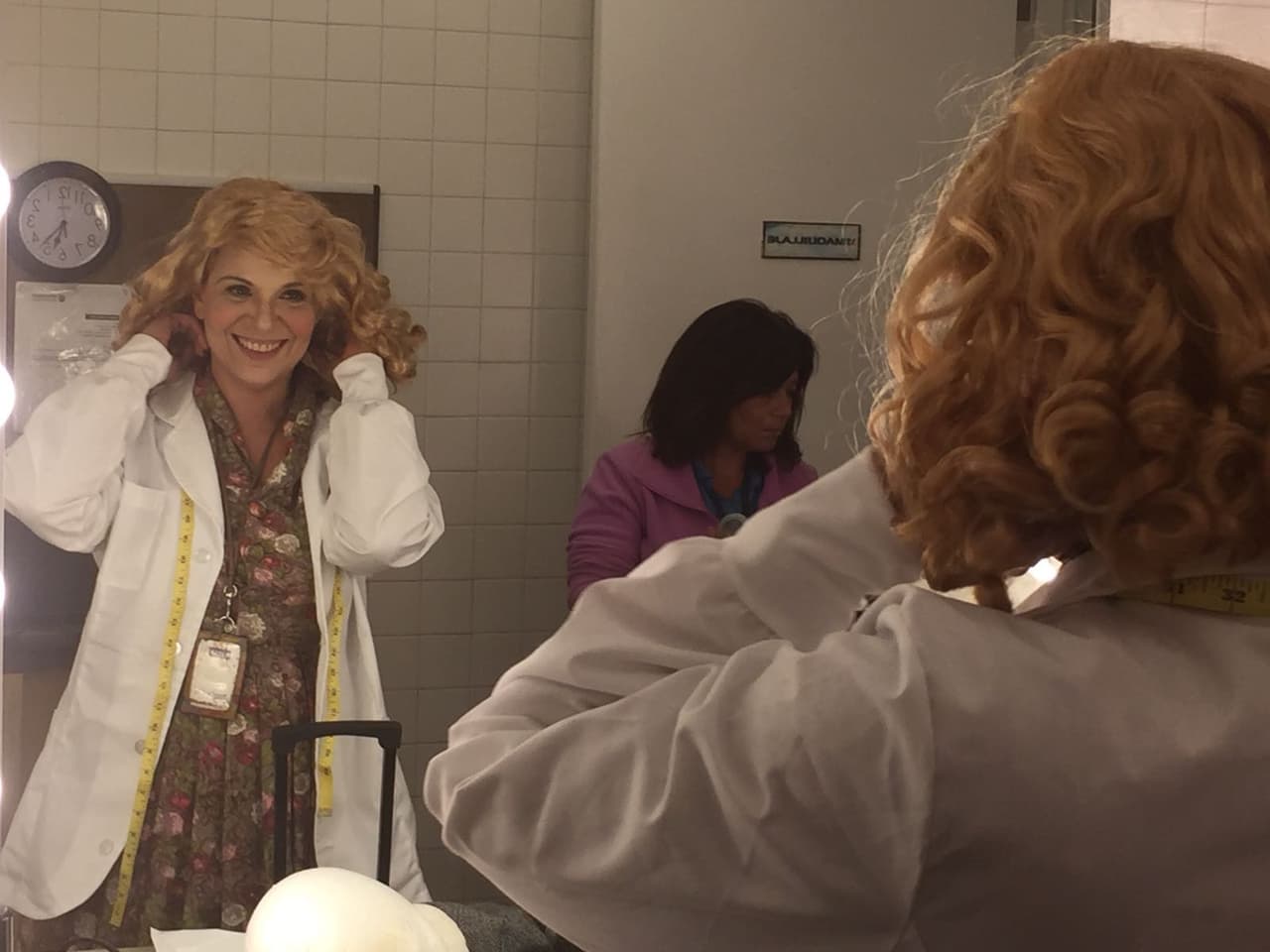 El 31 de octubre el show de Los 6 de la tarde se transportó a las Galerías Velvet. Los talentos llegaron vestidos como los personajes de la famosa serie española y hasta acento de la madre patria tenían... o eso intentaron.