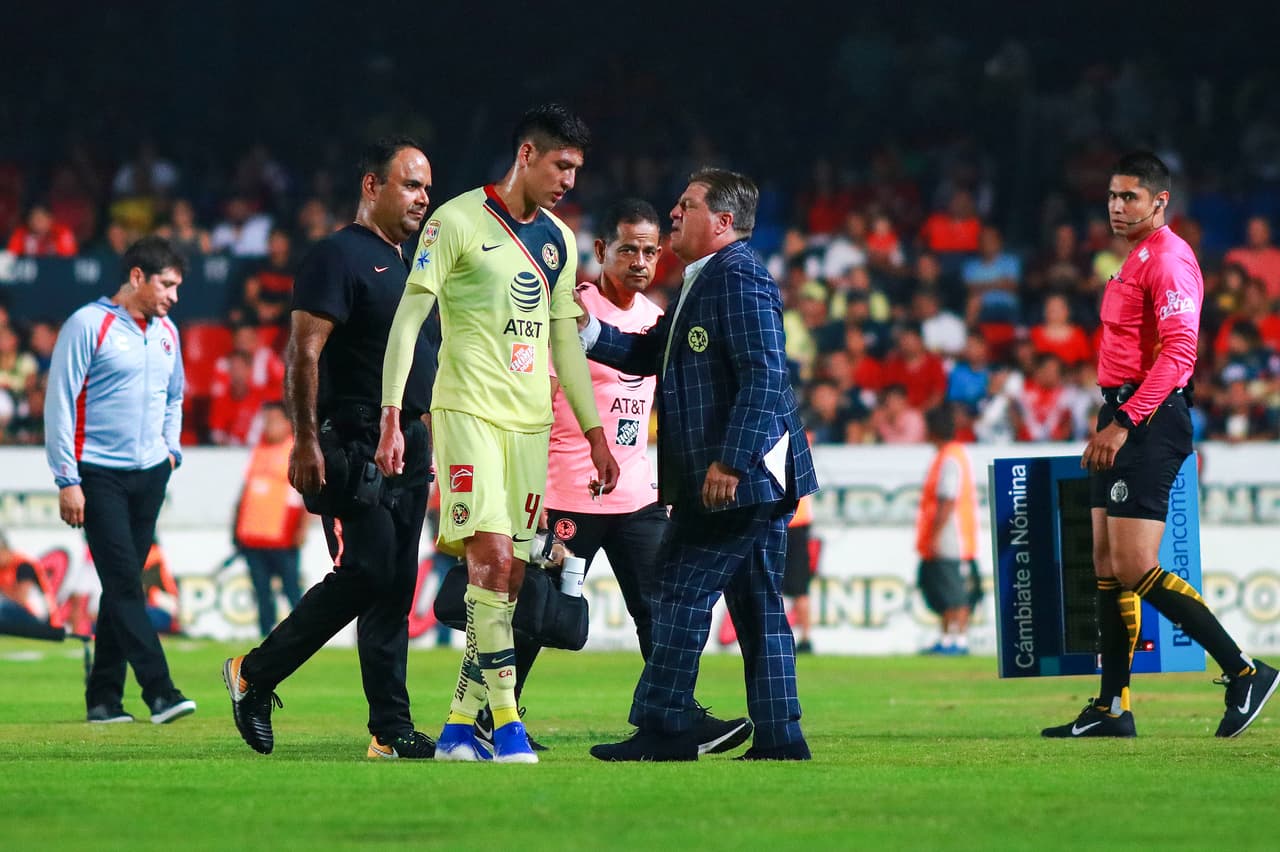 Miguel Herrera quiere que se quede Edson Álvarez, pero entiende sus aspiraciones europeas