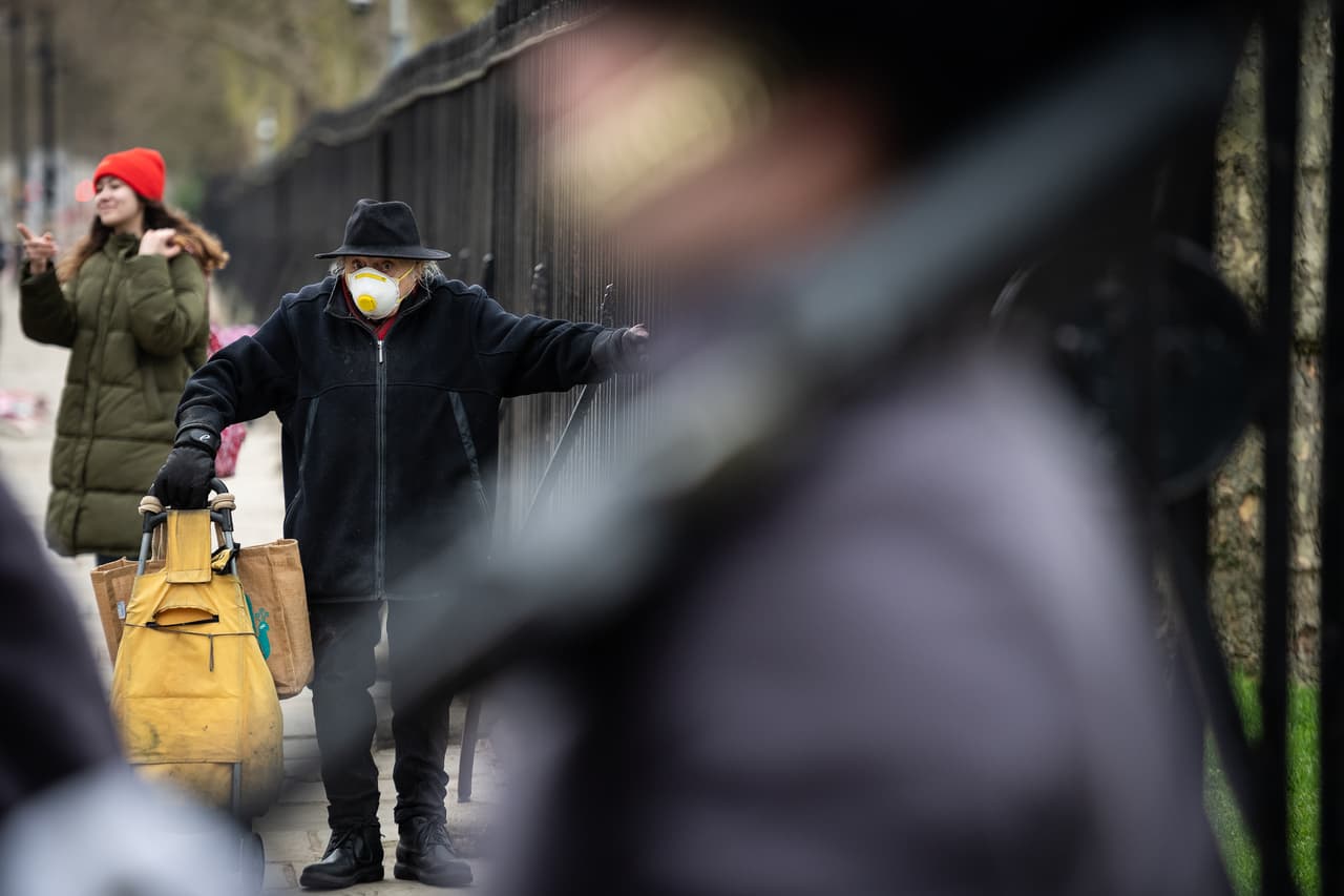 <b>Reino Unido.</b> No ha implementado ninguna restricción de entrada, pero está "desaconsejando" todos los viajes no esenciales a algunos países y ciudades.