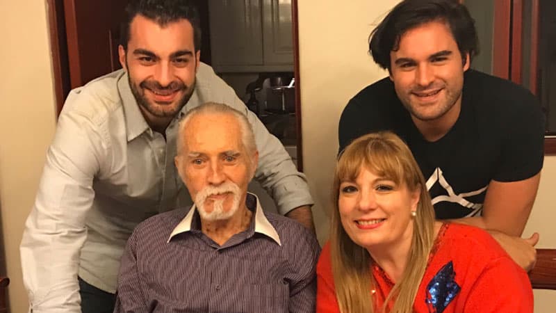 Esposa de Rogelio Guerra ha logrado pagar deudas con la ropa de segunda mano de Galilea Montijo y Andrea Legarreta 