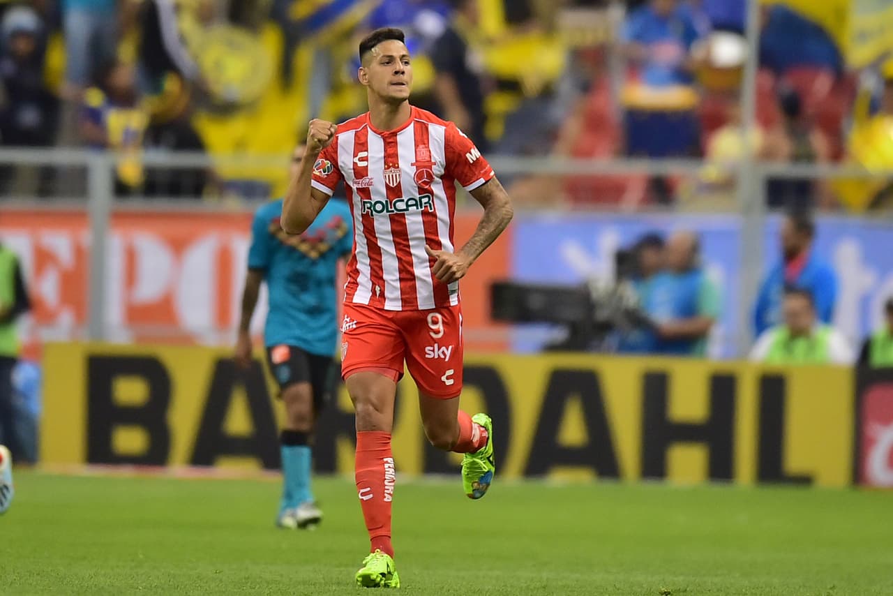 Las Águilas buscan a Mauro Quiroga quien juega para Necaxa, aunque la escuadra de Coapa tendría que resolver el tema de plazas de extranjeros.