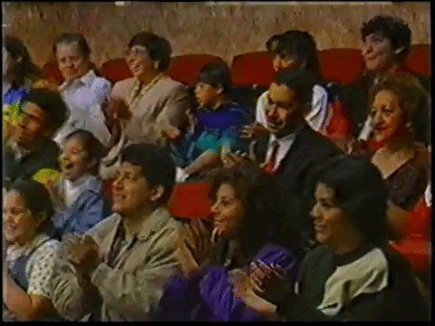 La transmisión también contó con la participación del público en el foro.