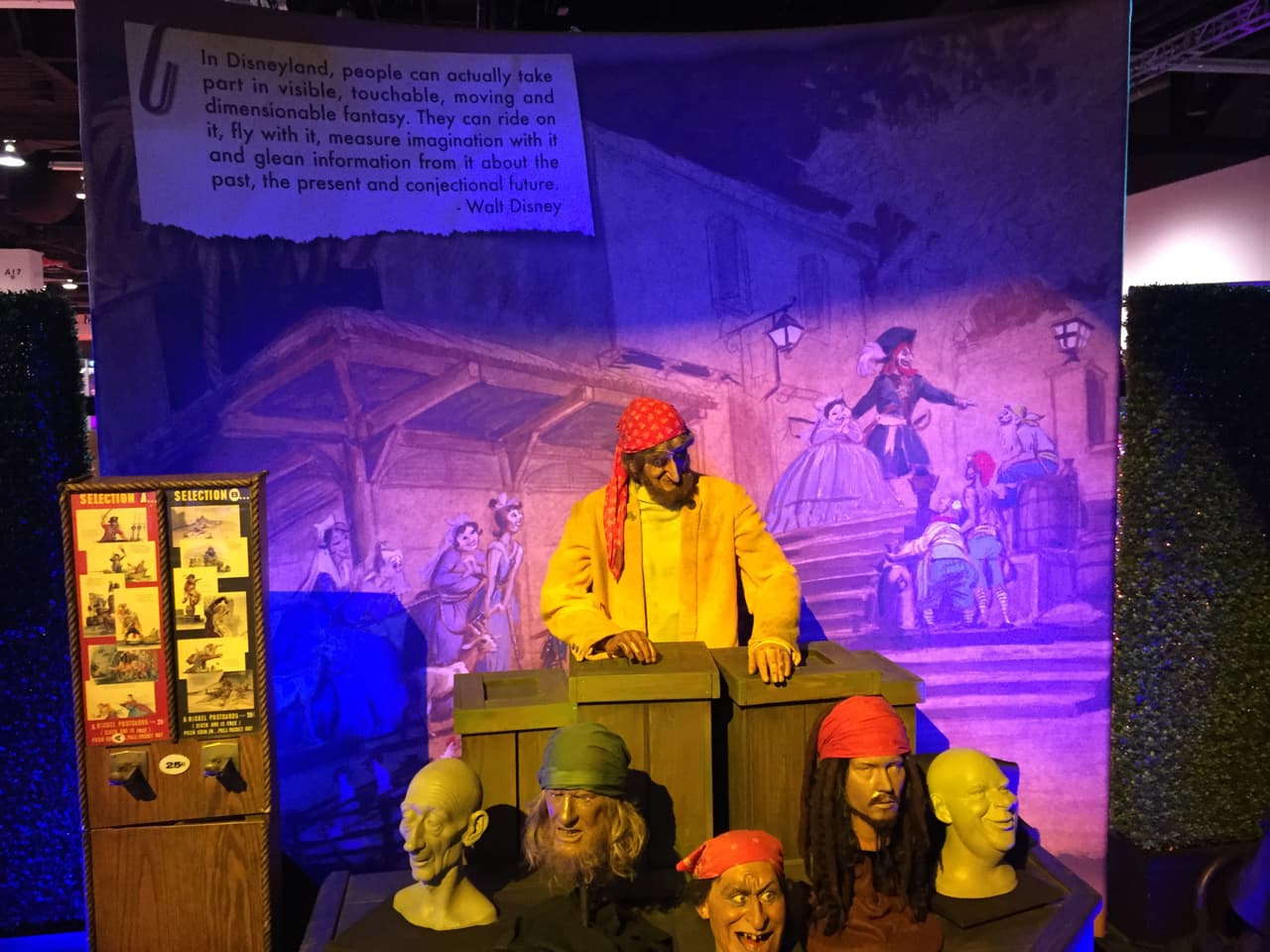 • El Disneyland de Shanghai, tendrá atracciones únicas y el castillo más grande jamás construido en un parque de Disney . • Star Wars tendra su propio “land” en Disneyland y Walt Disney World con atracciones nuevas . • Toy Story land llegara a Orlando al rediseñado Disney’s Hollywood Studios. • El mundo de Avatar llegará pronto a Orlando a Disney’s Animal Kingdom.