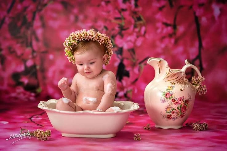 Todos los meses Gredmarie disfruta de hacerle photoshoots a Kamilia.