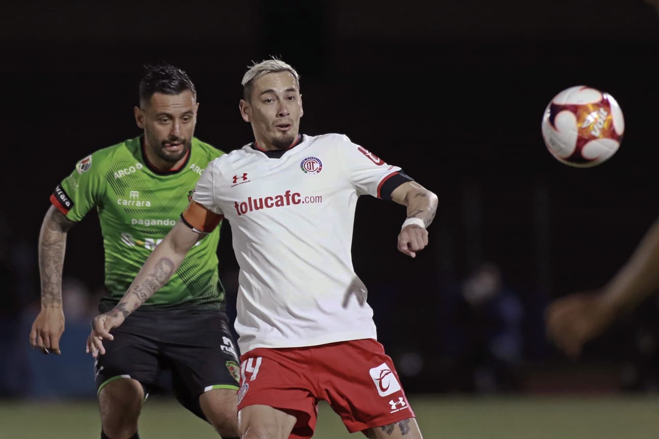 Rubens Sambueza fue quizás el mejor elemento por parte del Toluca, a pesar de que sus intentos terminaron en solo eso.