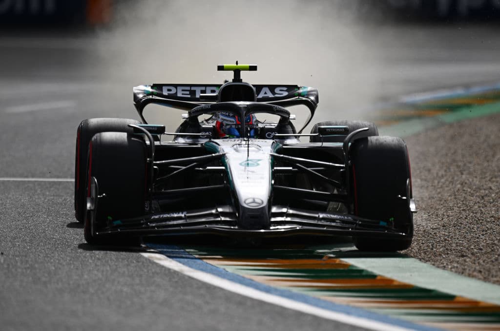 ¡Mercedes sigue con su dominio en la Fórmula Uno y gana la pole!