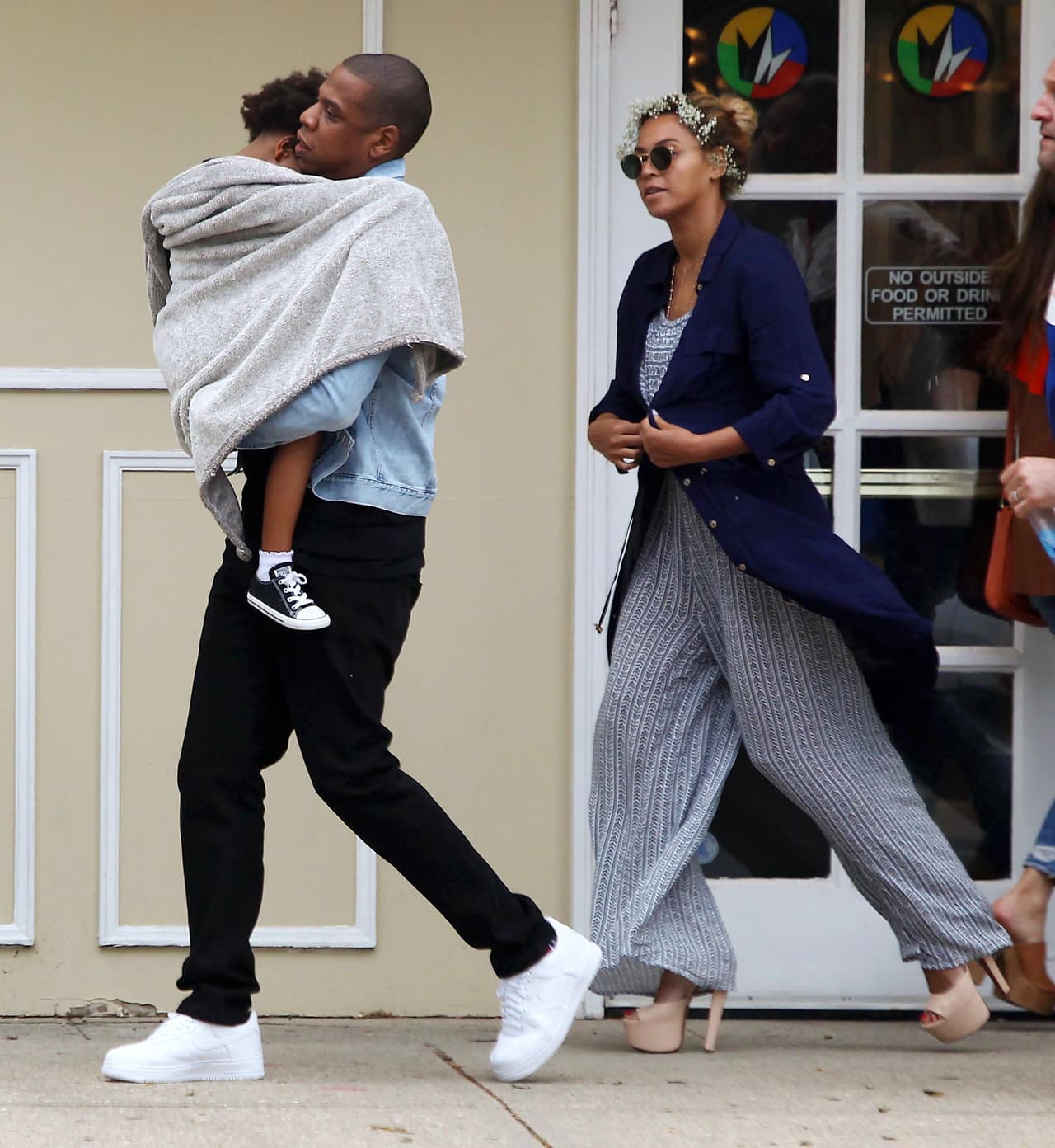 Al parecer la hermosa Blue tenía sueño.