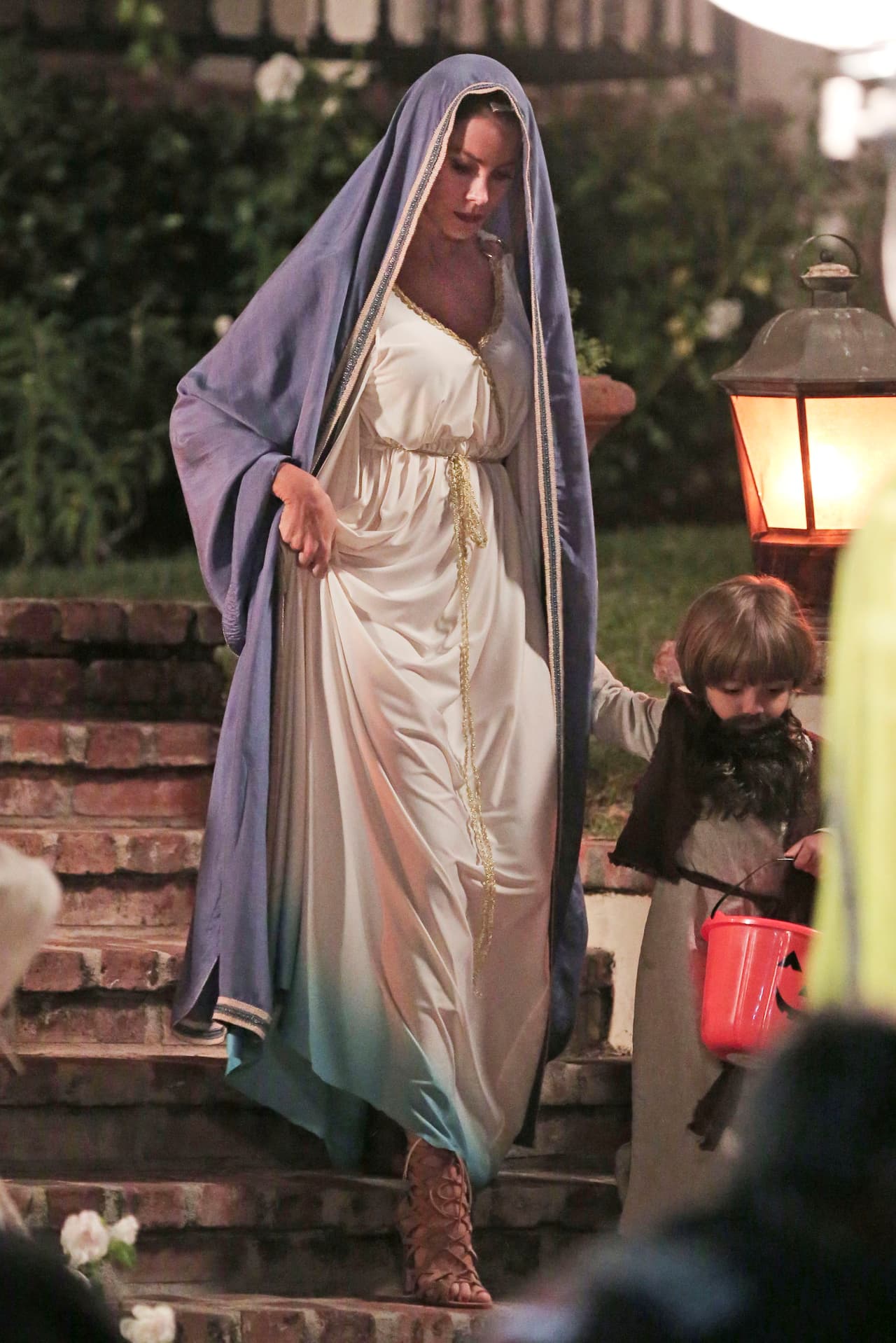 ¿Está celebrando Navidad con antelación o va a una fiesta de disfraces?