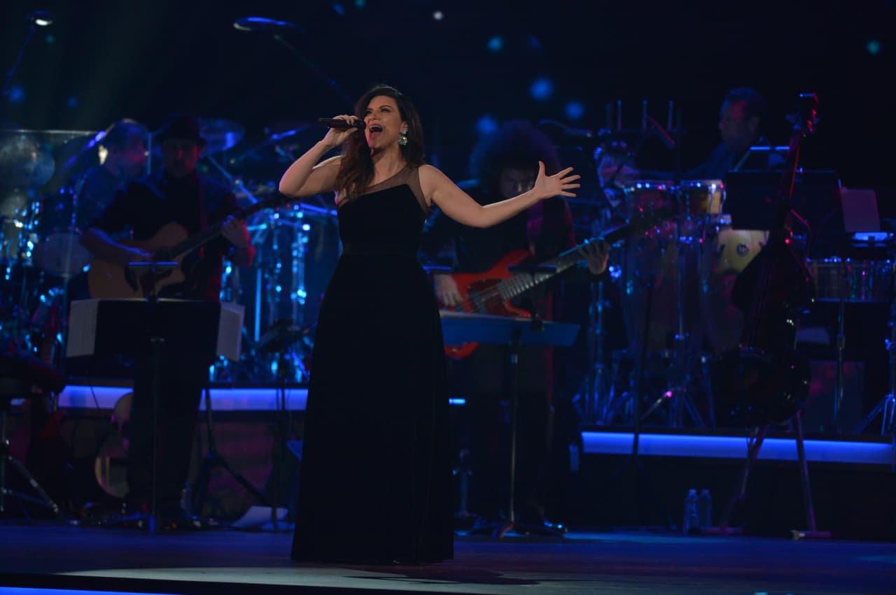 Laura interpretó el tema 'Ahora Quién', una canción a la que le puso todo el sentimiento.