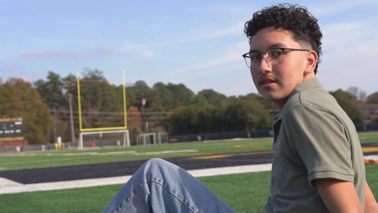 La generación de padres deportados: el impacto duradero de la separación familiar en jóvenes