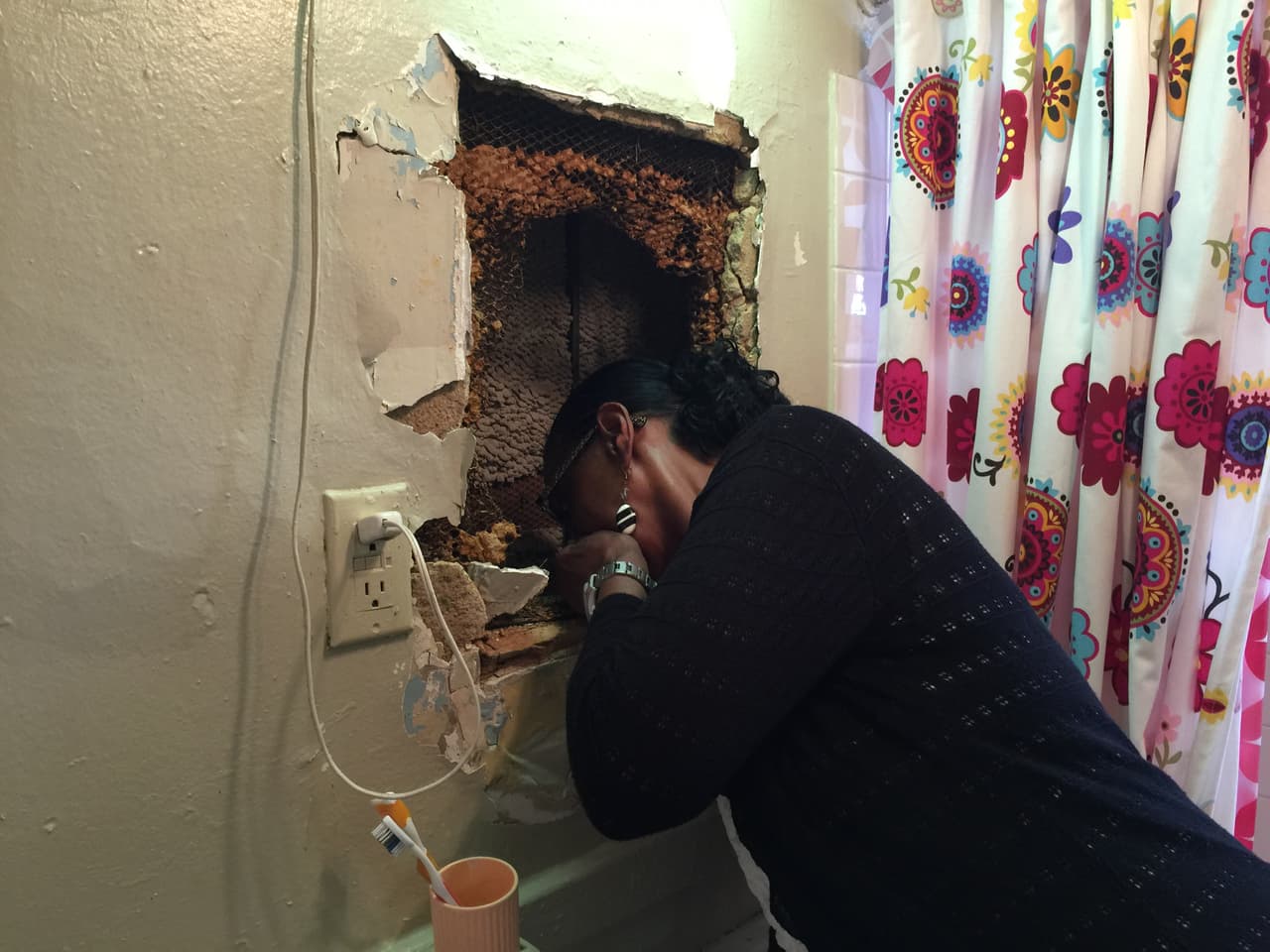 El departamento de Yolanda huele a humedad