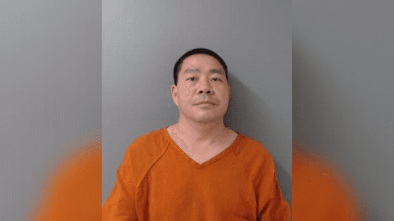 Denuncian a un masajista que insistió en ofrecer "final feliz" a un cliente y descubren que trabajaba sin licencia