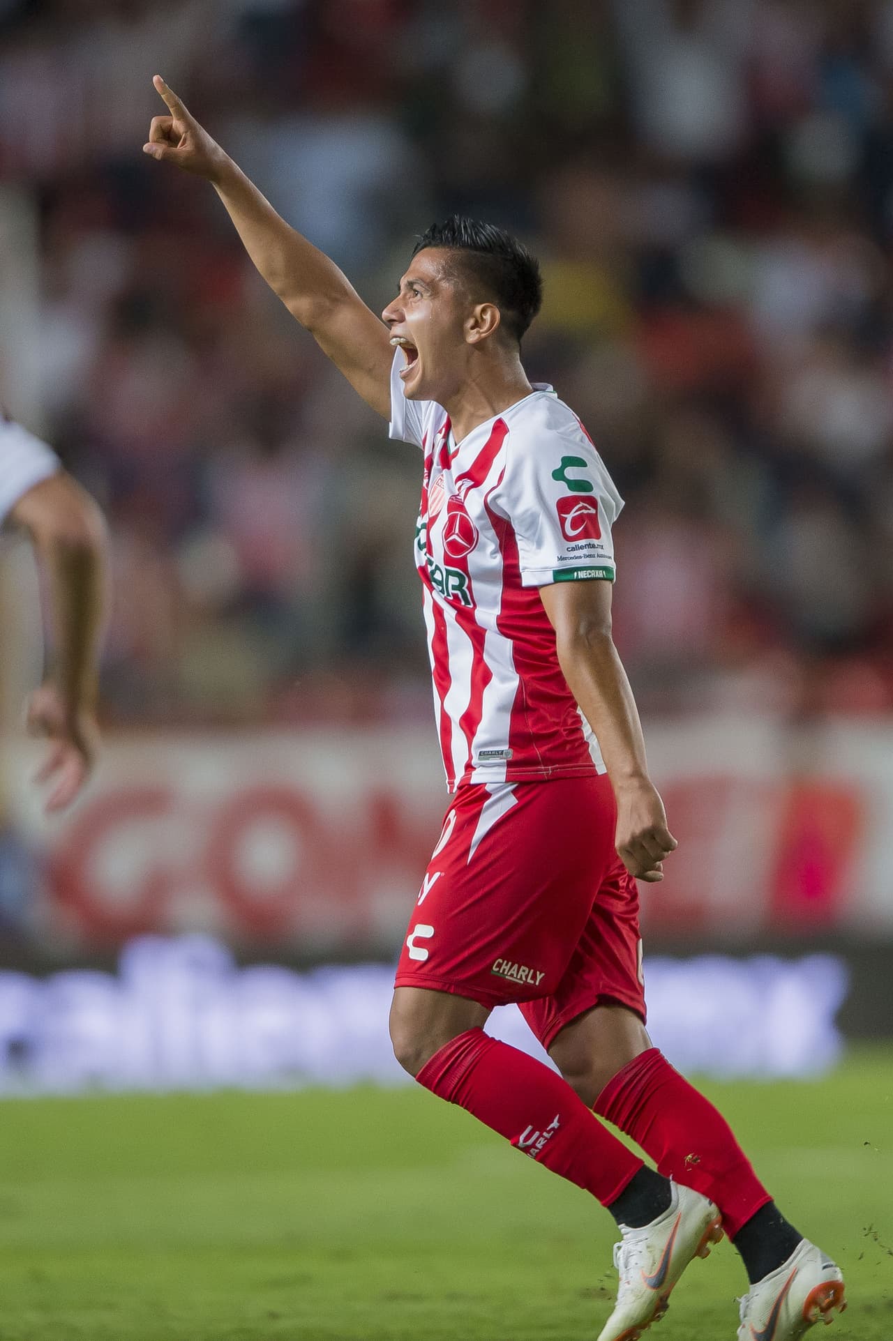 El último de la lista de 14 fichajes que aparecen en este conteo es el extremo Dieter Villalpando.