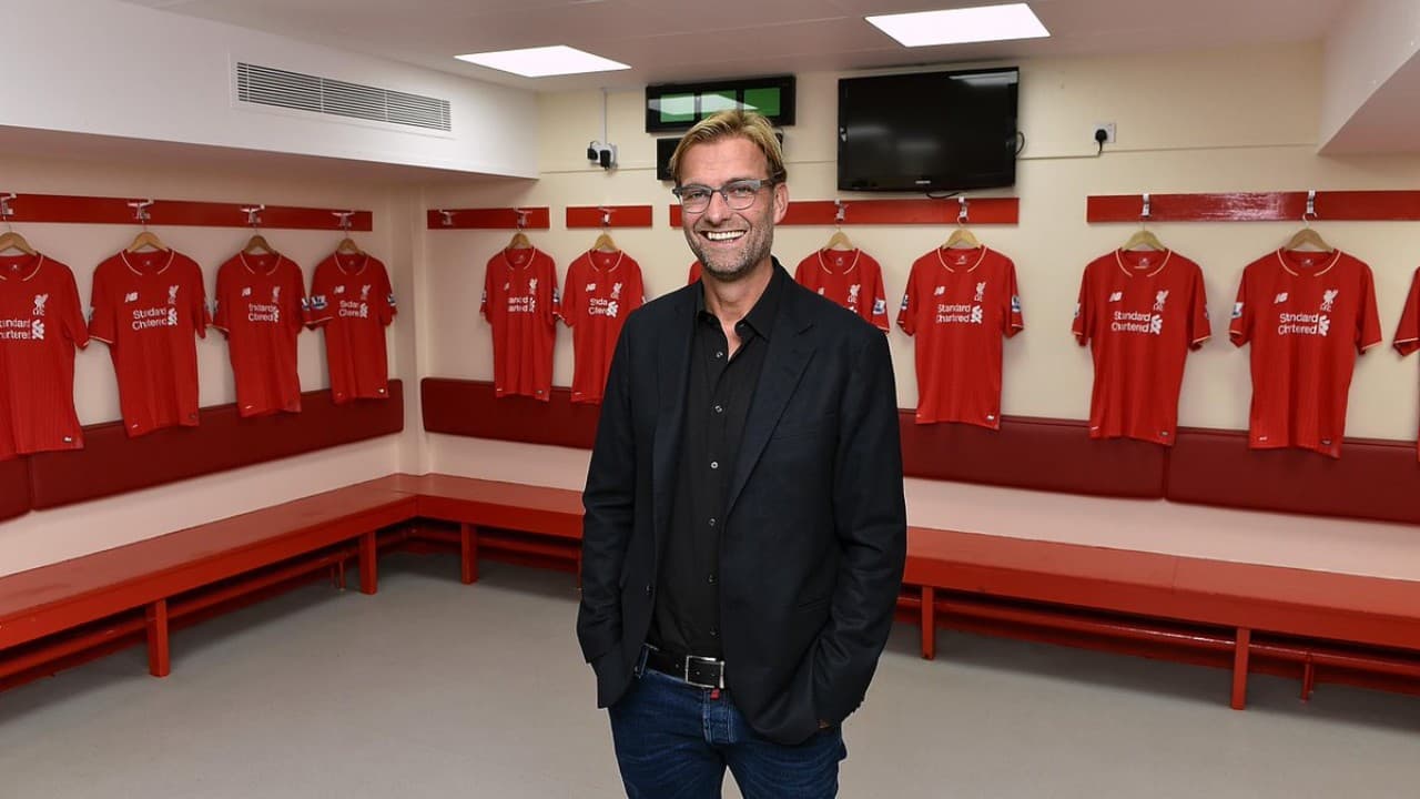 Jürgen Klopp en el vestidor de Anfield, el día de su presentación como DT del Liverpool.