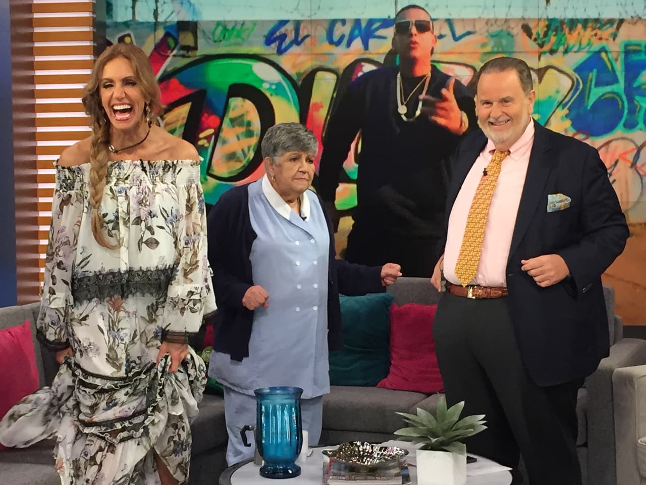 Al terminar el programa, todos se pusieron a bailar la famosa canción de Daddy Yankee ‘Dura’