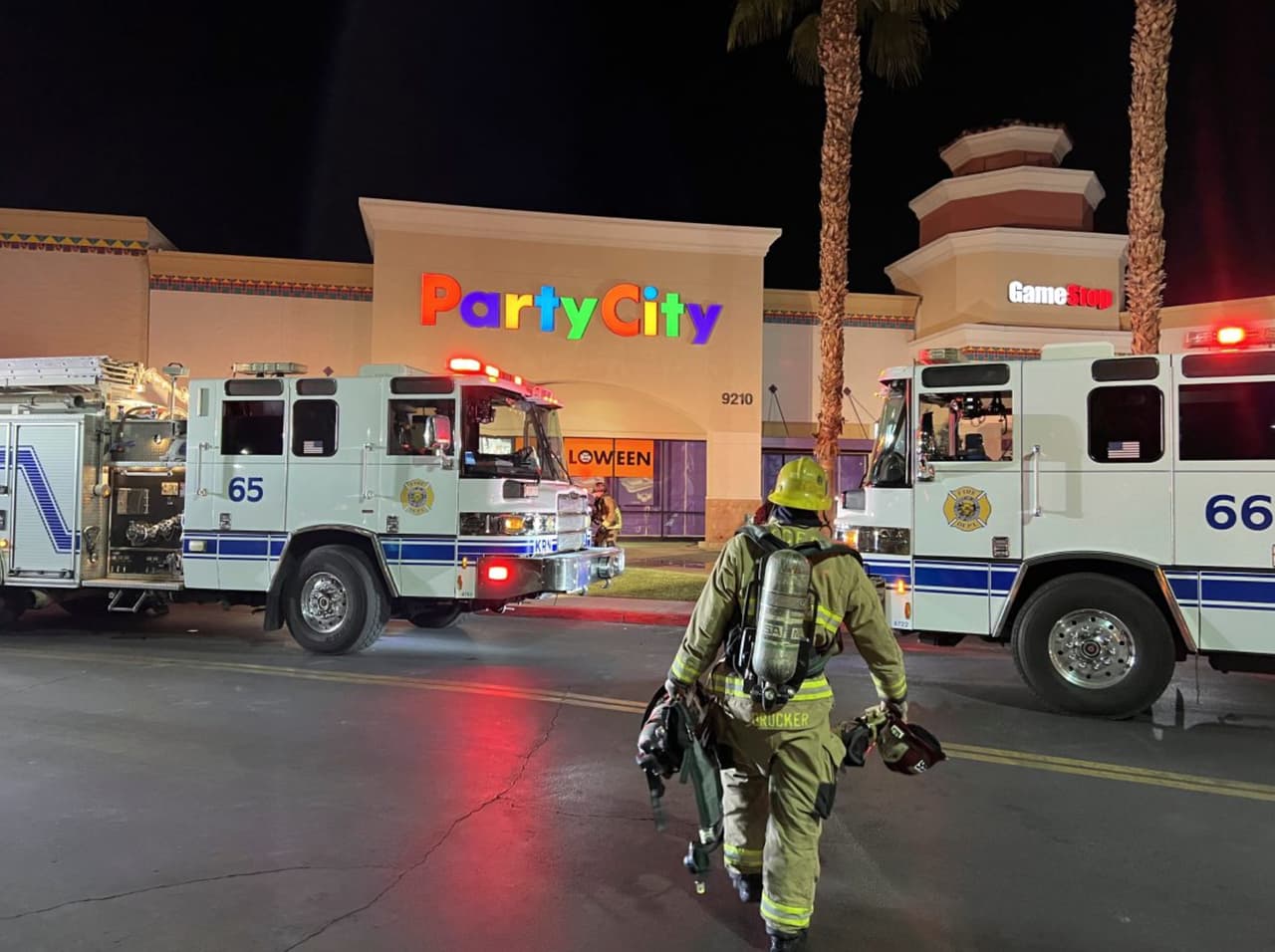 Incendio en Party City, en Rosedale Promenade, habría sido provocado