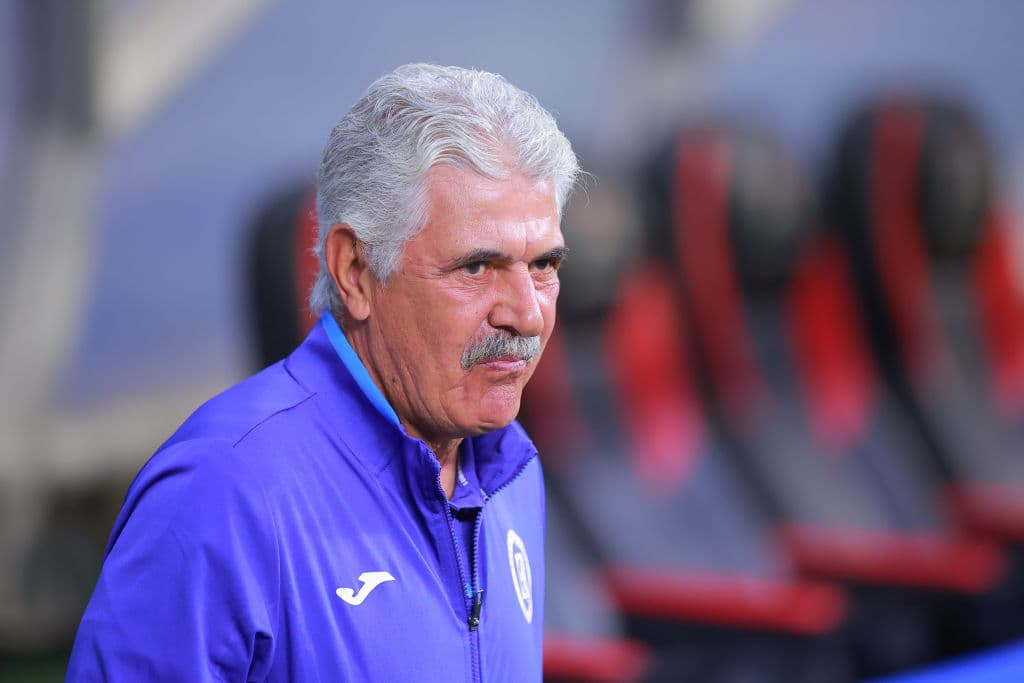 Tuca Ferretti tras la expulsión de Estrada: "Muy difícil aguantar a un equipo tan poderoso"