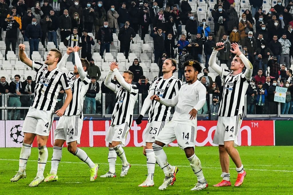 Juventus vence 4-2 al Zenti en uan feria de goles, Villarreal conigue la victoria fácilmente 2-0 sobre el Young Boys y el Lille remonta 2-1 al Sevilla.