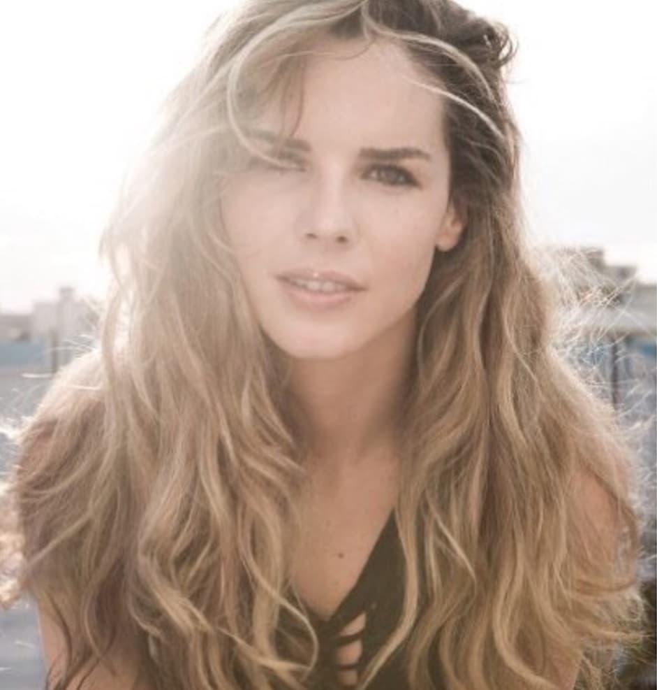 Los fans de Ricky Martin siempre han encontrado un gran parecido entre Eglantina Zingg y los hijos de Ricky Martin: Matteo y Valentino.