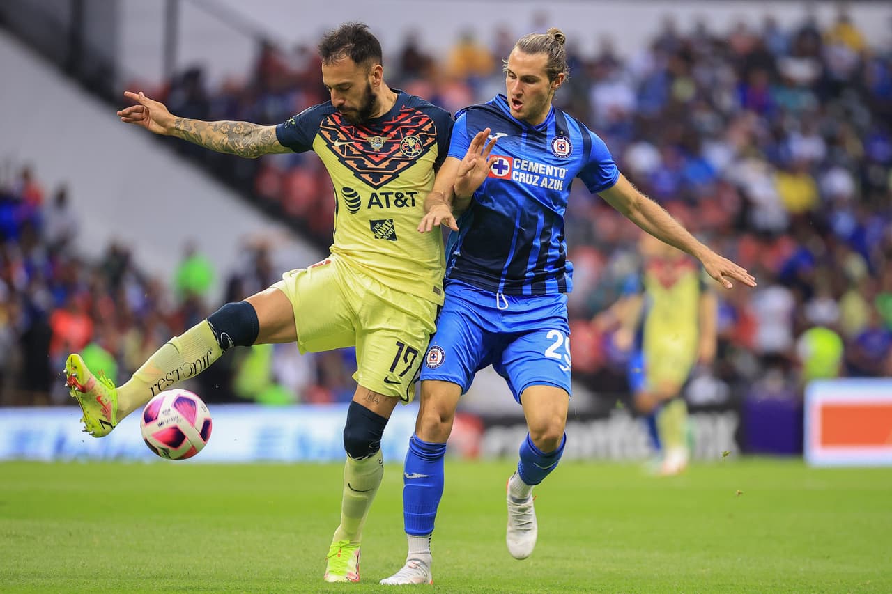 Cruz Azul y América vivieron un partido parejo en la cancha del Estadio Azteca donde las emociones no se hicieron esperar.