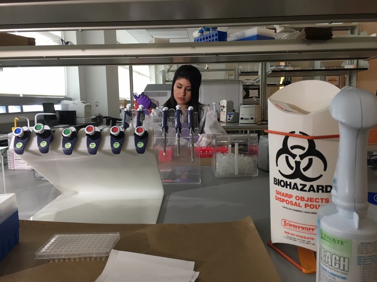 Dieciséis años después, estos forenses aún luchan por identificar a todas las víctimas del 11-S