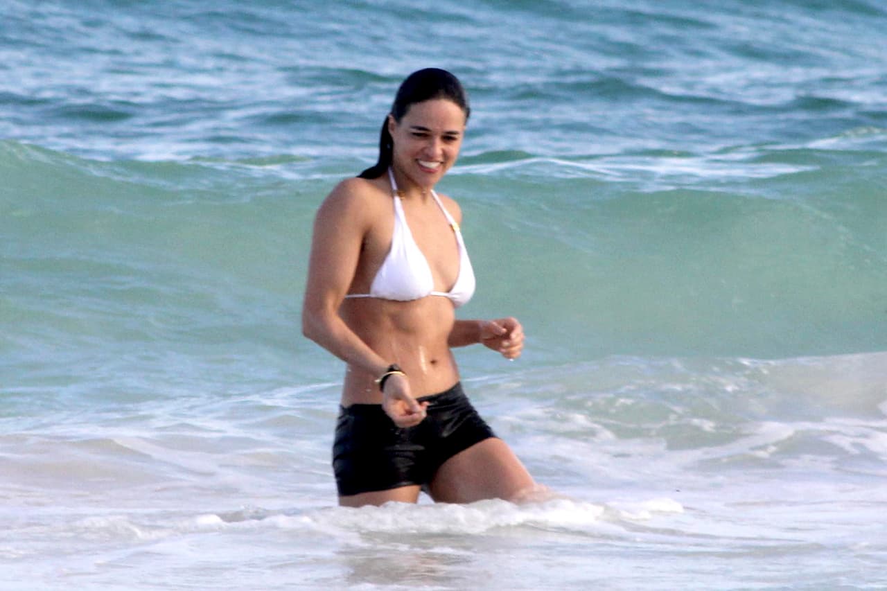 Michelle Rodriguez se fue de vacaciones a las payas de Cancún México.