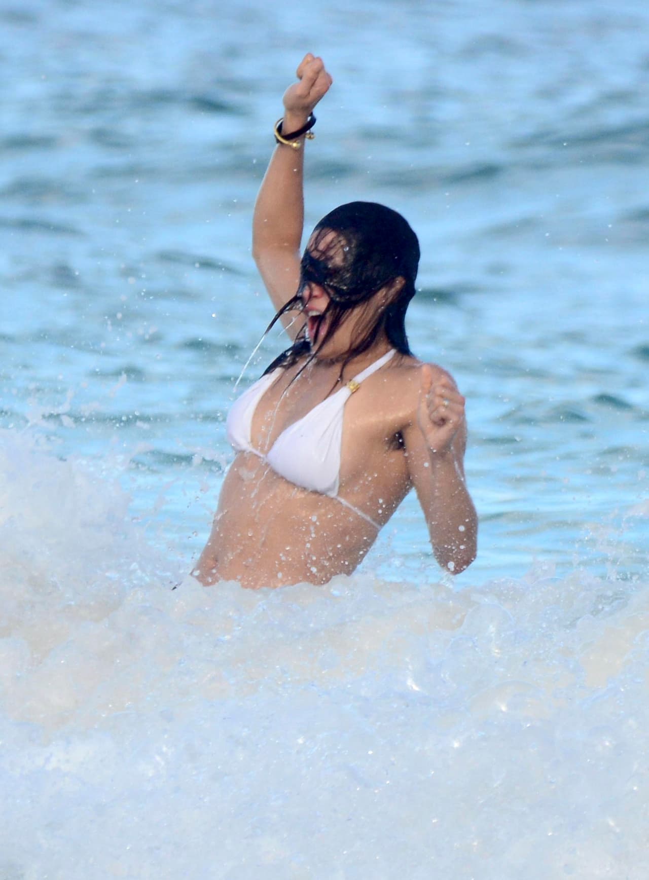 Pues a ella le van y le vienen.