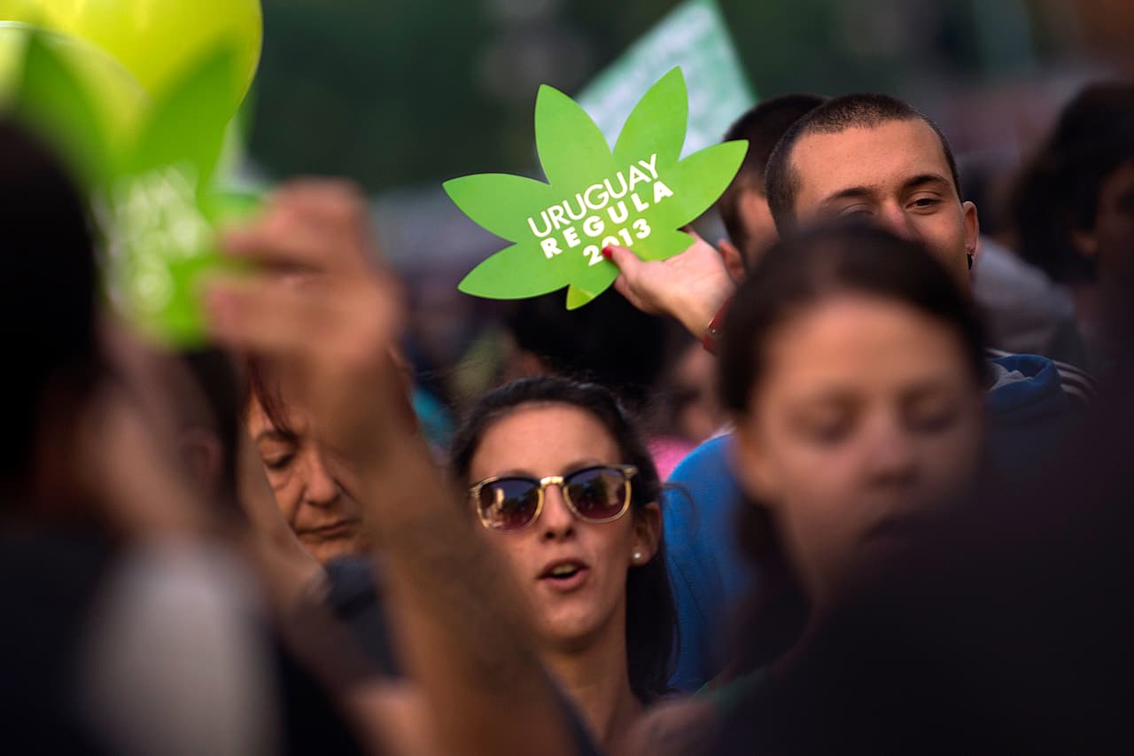 Marcha en 2013 en Montevideo por la legalización de la marihuana.