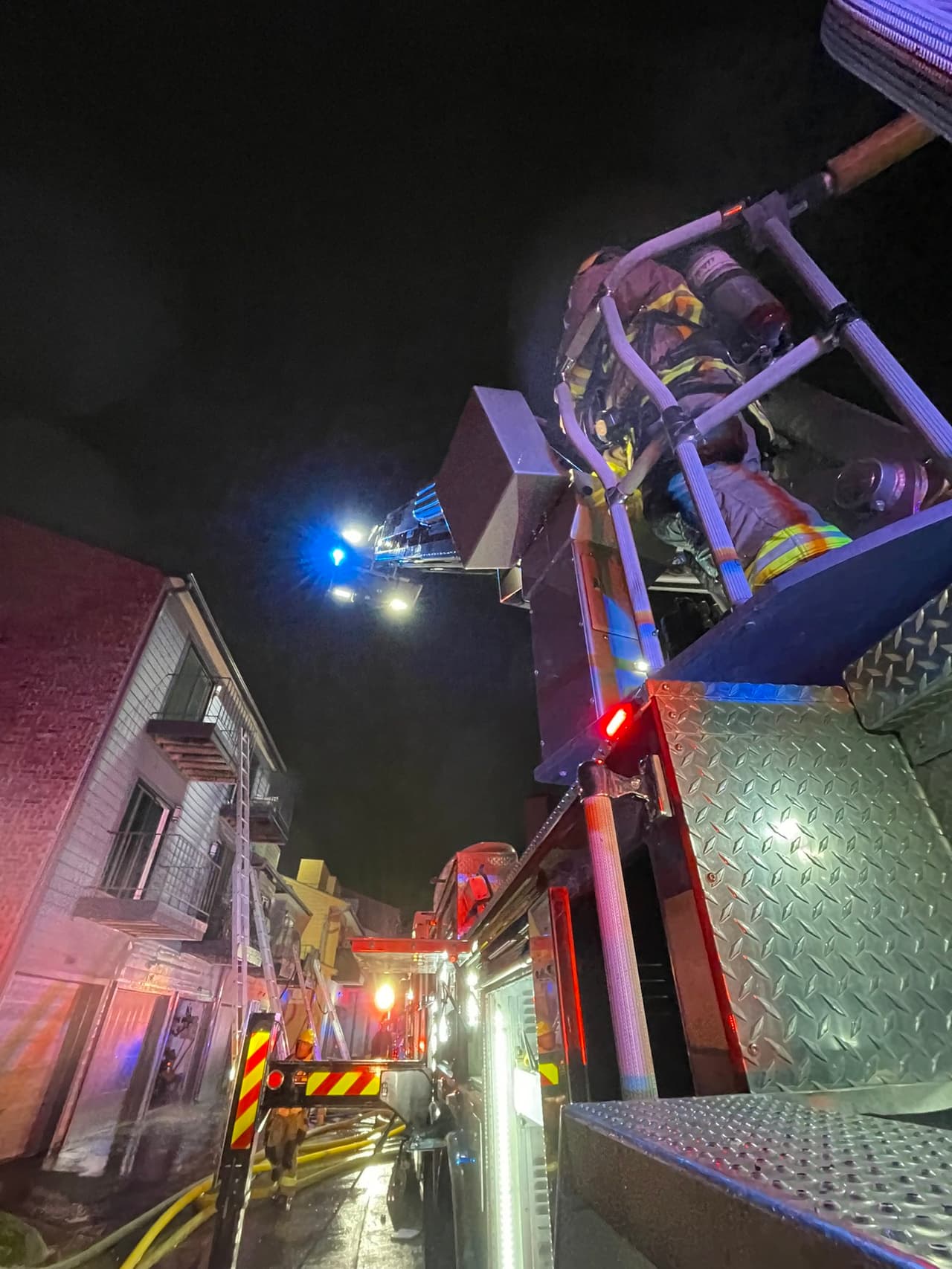 Las 15 personas desplazadas consuguieron refugio con amigos o familia, y además la Cruz Roja asistió a quienes no tenían en donde pasar la noche.