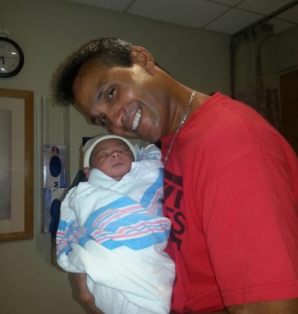 Con historial criminal padre que mató a su bebé