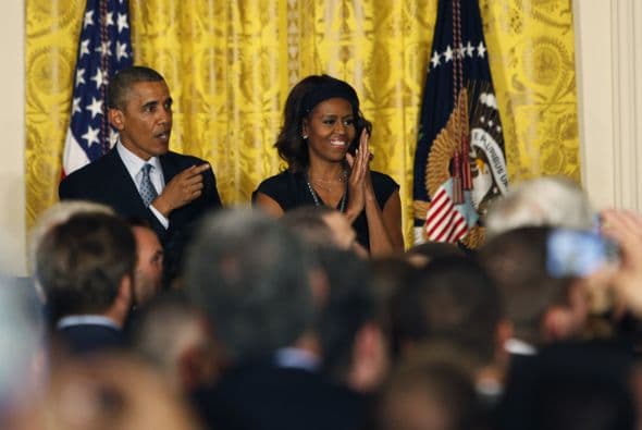 El presidente Barack Obama y la primera dama Michelle Obama ofrecen una recepción en la Casa Blanca.