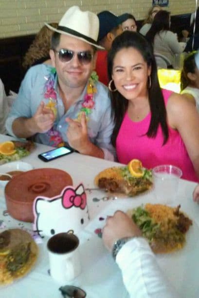 Pero eso no fue todo, también hubo muy rica comida. Si no que le pregunten a nuestra meteoróloga Ericka Pino, quien también estuvo presente.