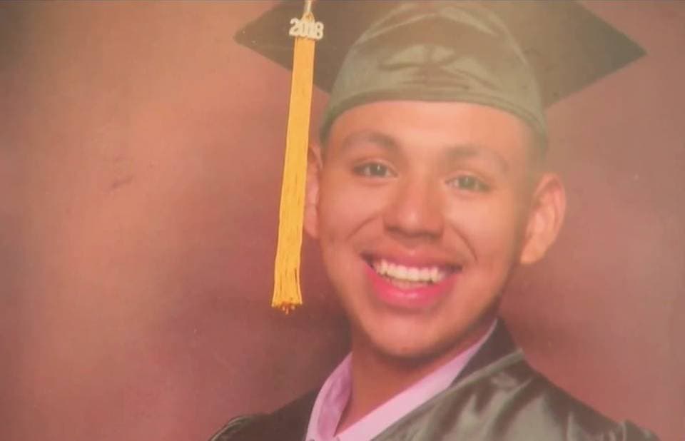 “Estoy muerta por dentro”: madre de Andrés Guardado pide justicia para el chico baleado por un alguacil del condado de Los Ángeles