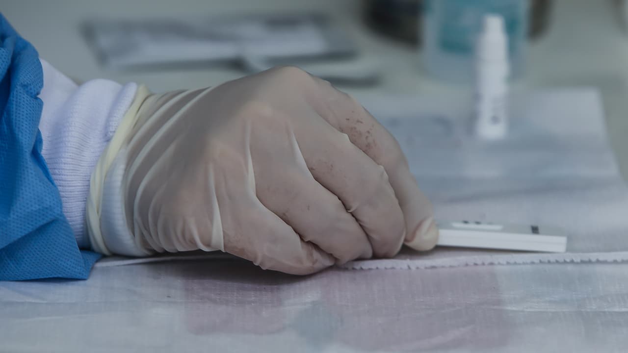 Fin de emergencia covid-19: ¿Cómo obtener pruebas, tratamientos y vacunas en California?