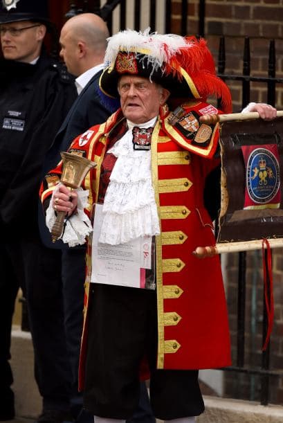 La proclama oficial.