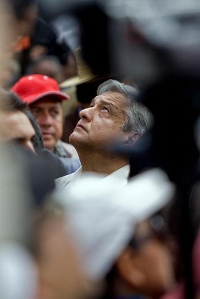 El PRD y el PAN analizan aliarse para contender con un candidato común en los próximos comicios de julio para renovar el gobierno del Estado de México, con lo cual esperan dar un importante golpe al PRI.