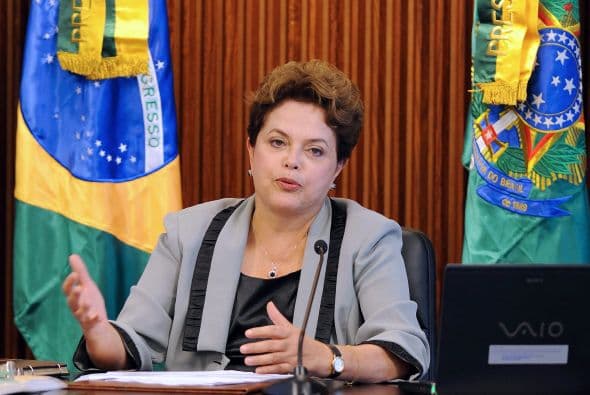 Rousseff, de 63 años, tiene mucho de qué preocuparse además del peso que implica sustituir el enorme liderazgo de Luiz Inacio Lula da Silva, de cuyas manos recibió el poder el pasado 1 de enero.
