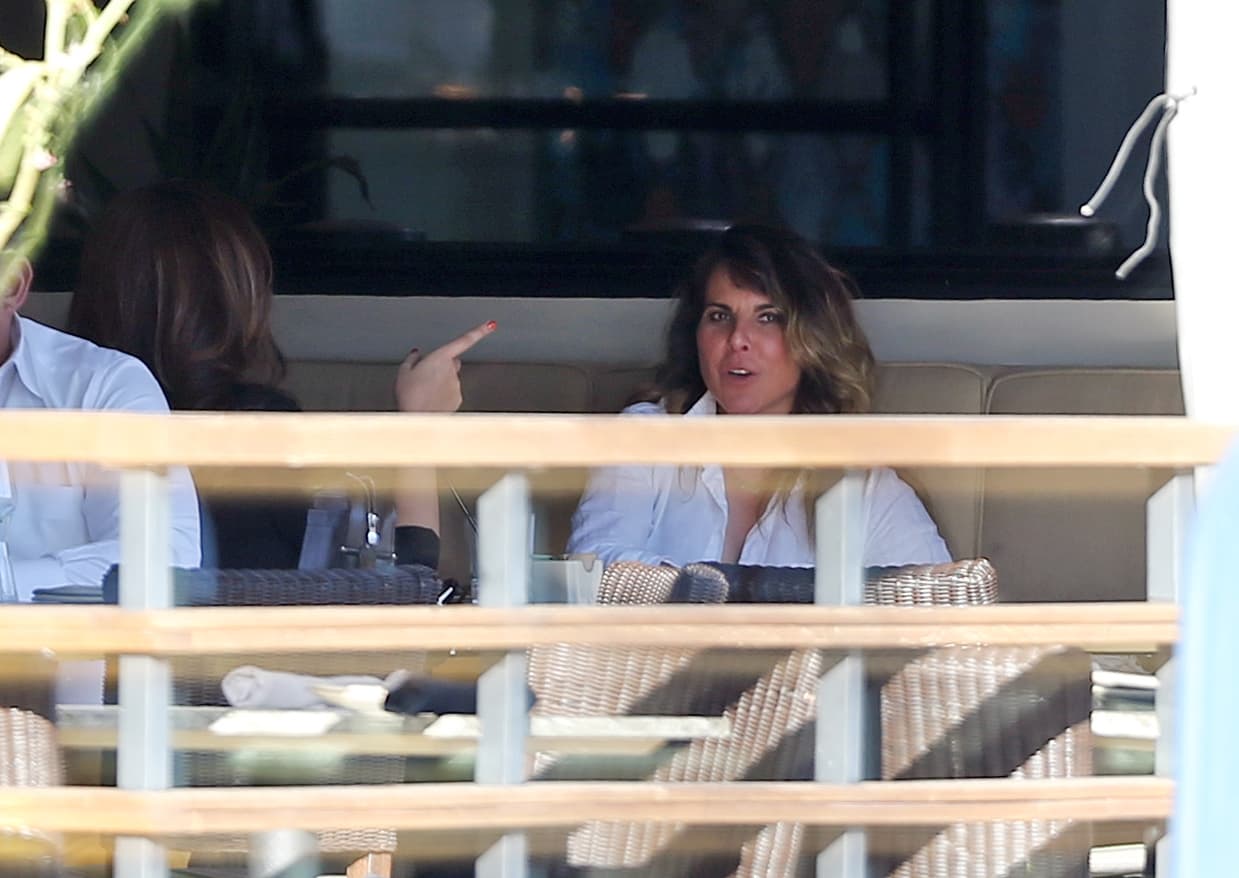 Uff! Por lo menos no lloró frente a las cámaras.