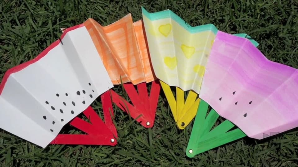 DIY: Manualidades - Abanicos de fruta para el verano