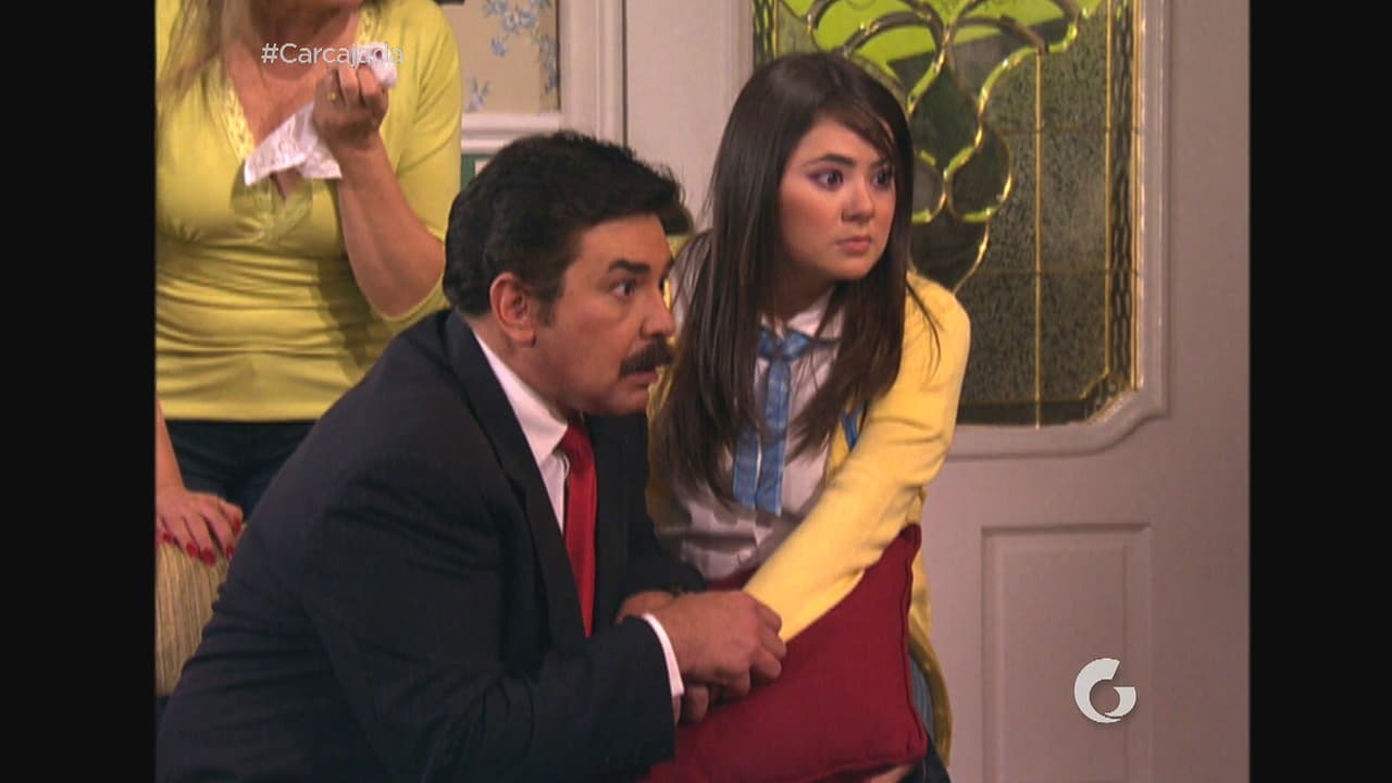 Para su buena suerte y aunque sea distraída, 'Plácido', su papá, siempre la consiente y le cumple sus caprichos.