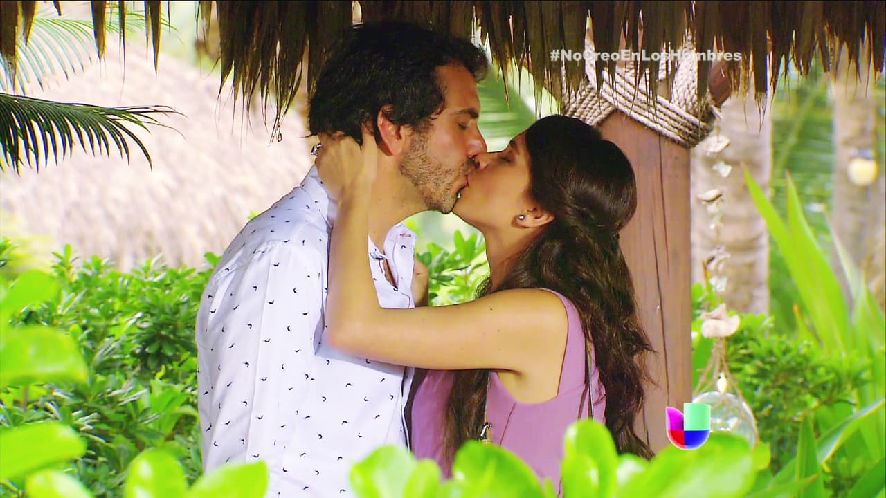 María Dolores no sospecha que su boda con Daniel fue toda una farsa. ¡La piensa dejar vestida y alborotada en la iglesia!