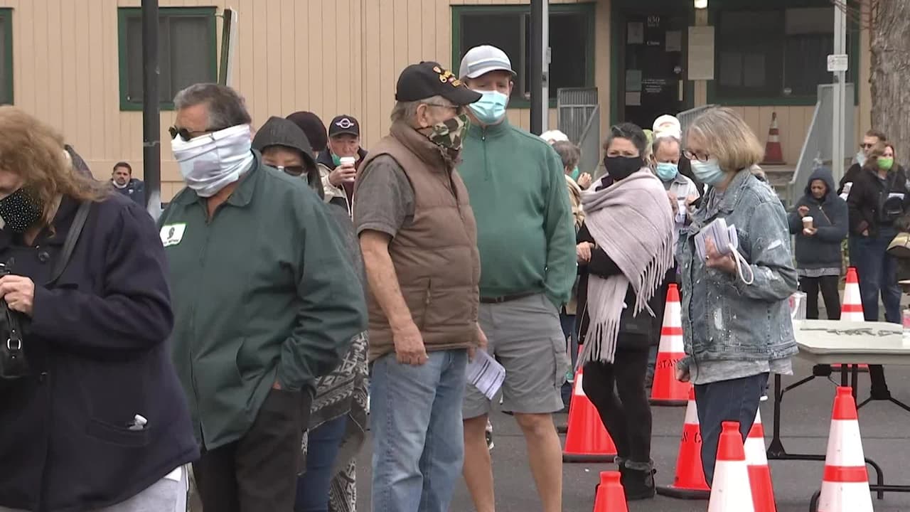 Condado Stanislaus comienza a vacunar contra el coronavirus a mayores de 65 años