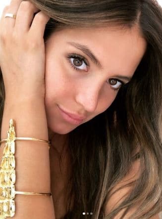 Más de uno se sorprendió cuando el futbolista y su novia confesaron que serán padres, pues tienen poco tiempo de relación.