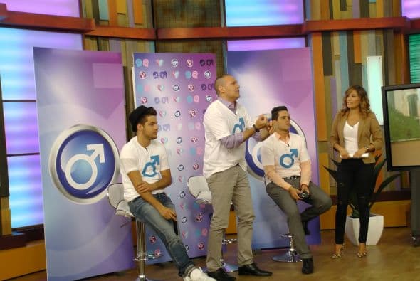 Esta vez nuestros conductores discutían sobre ¿Quiénes son más controladores, ellas o ellos?