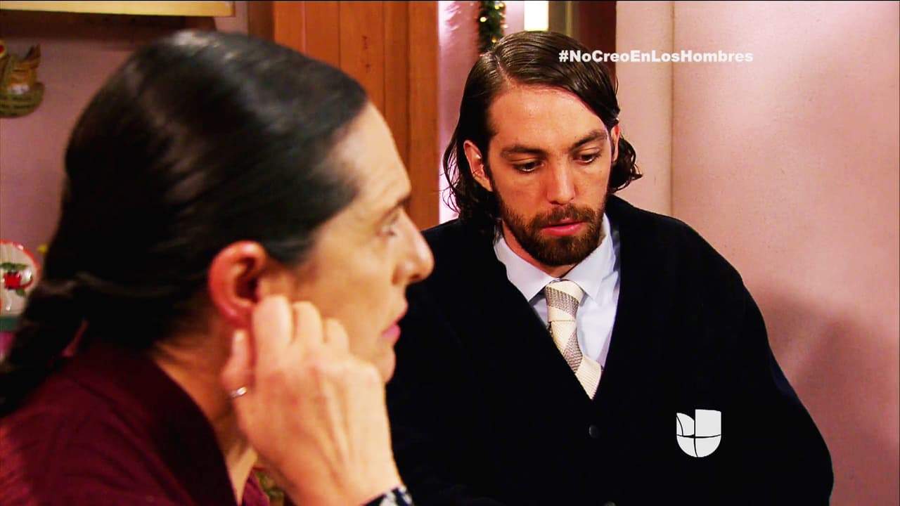 ¡Isela no es hija de Josefa! Ella fue abandonada por su padre en sus garras y desde ese día sólo la utiliza.